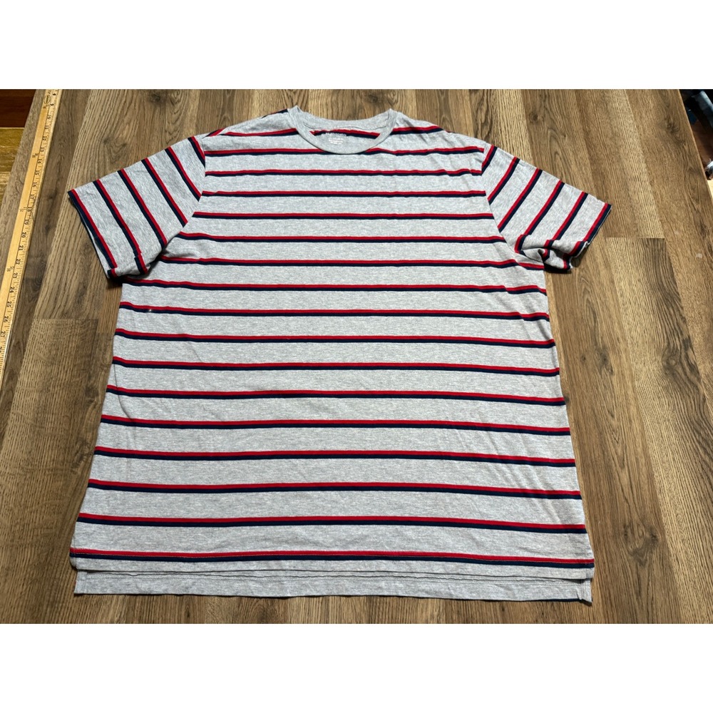 No Boundaries Shirts Mens 2XL Gray Striped Short Sleeve Casual Excellent
